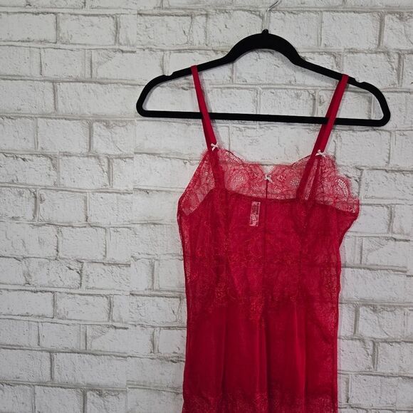 b.temptd red teddy nightgown - Picture 5 of 14